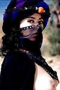 Kumiko Takeda - woman CASABLANCA